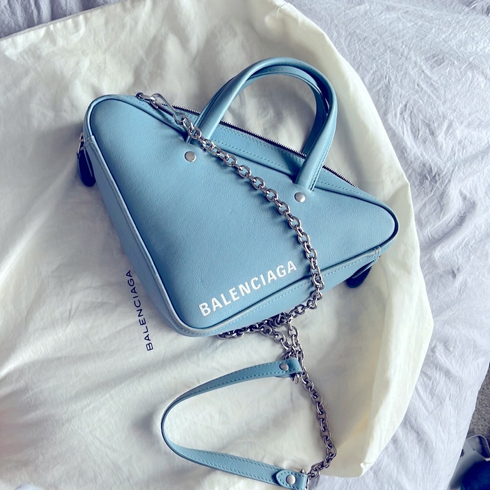 Balenciaga triangle